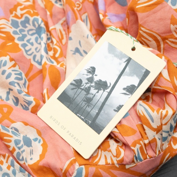 Trovata Birds of Paradis -  Gia Cotton Puff Sleeve Dress. - Picture 6 of 14